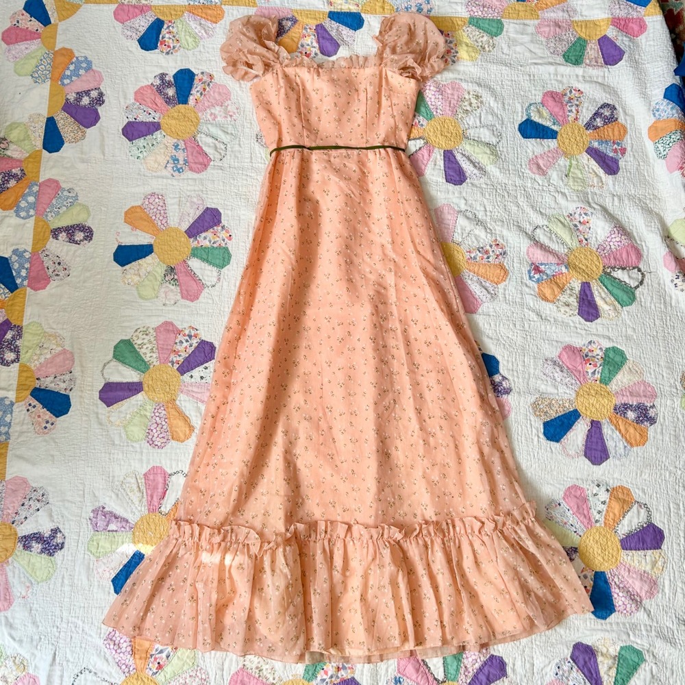 Vintage 1970s Lorrie Deb empire waist Pink Floral Maxi prairie Dress